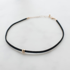 Choker with gold bead